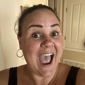 Meet your Posher, Heidi